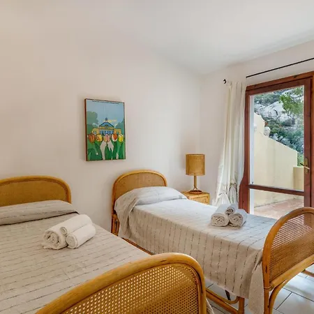 Nice In Ss With Wifi And 2 Bedrooms באיה סרדיניה